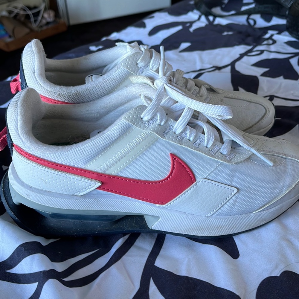 Nike daybreak size 5.5 w